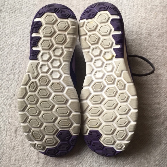 Nike Shoes - Flex Experience RN 5 - Picture 2 of 5